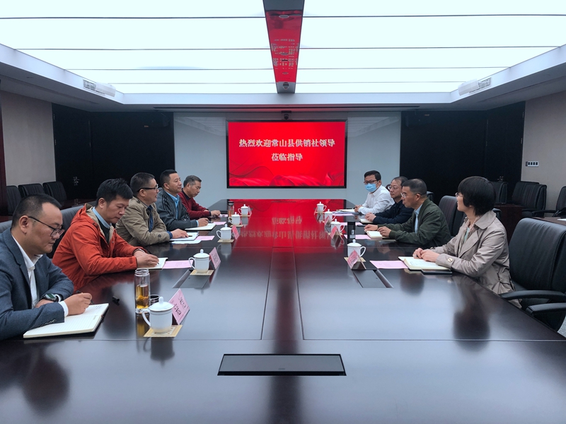 常山县供销社主任王贤龙到访浙农