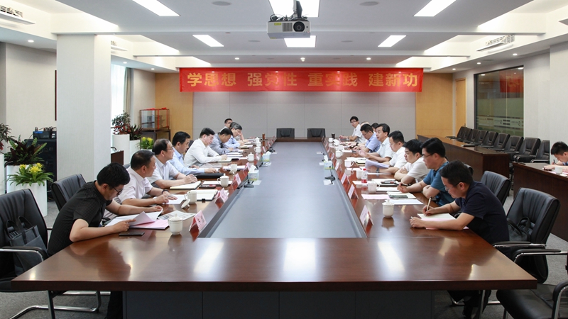 省人大常委会副主任刘忻到j9集团集团调研