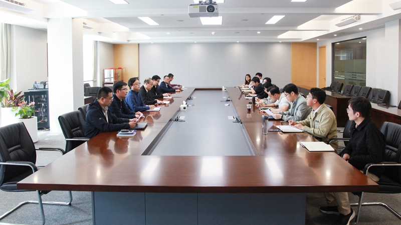 集团第一支部开展“学党纪法规，守纪律底线”警示教育主题党日活动