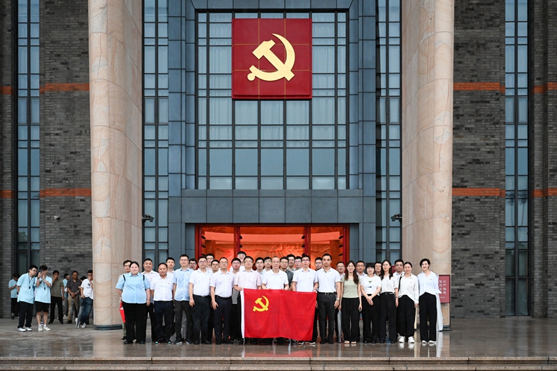 集团第一党支部与浙农茂阳党支部联合开展“追溯红色记忆 践行红船精神”主题党日活动