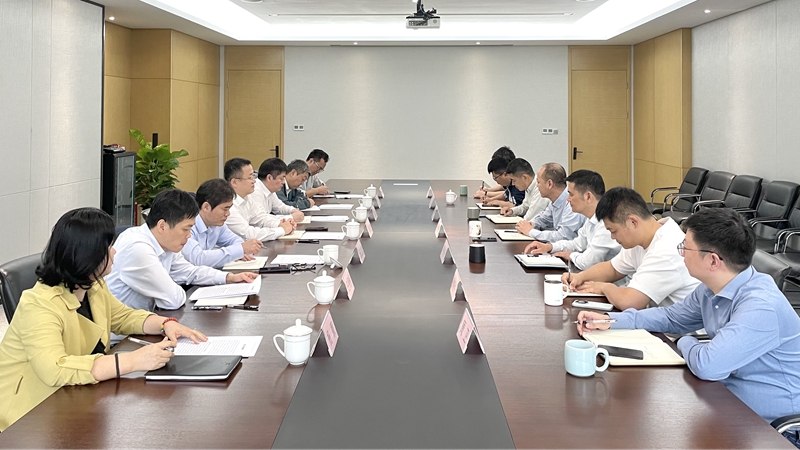 省农科院党委委员、副院长冯冠胜带队调研浙江农合